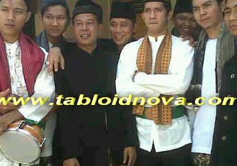 Iko Uwais Nikahi Audy, Jalanan Macet