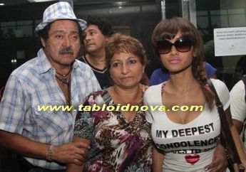 Julia Perez Rajin Dampingi Orangtua Gaston Castano