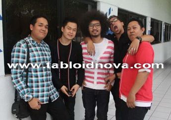 Sammy Pamerkan Band Baru