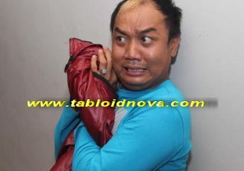 Aziz Gagap Siap Hilangkan Gagap Asal Dibayar