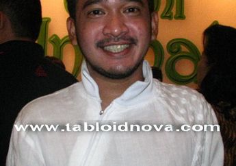 Ruben Onsu Pacaran Jarak Jauh