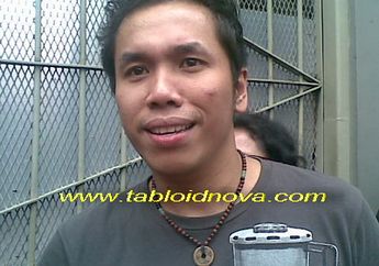 Sammy Kangen Tampil Bareng Grup Band