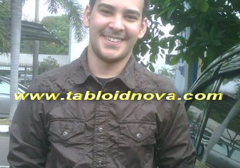 Riza Shahab Tolak Lagu India
