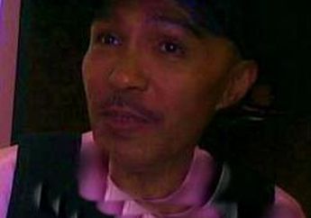 Utha Likumahuwa Koma, Keluarga Kebingungan