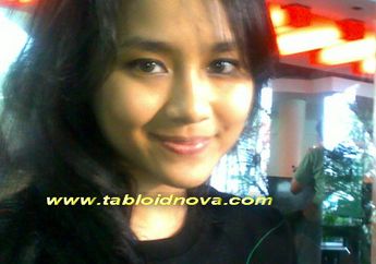 Gita Gutawa Batal Dukung Konser Ayahnya?