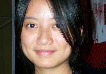 Leony Nikah Diam-diam?
