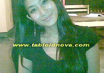 Happy Salma Tutupi Pernikahan?