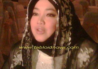 Rina Gunawan Cari Keseimbangan