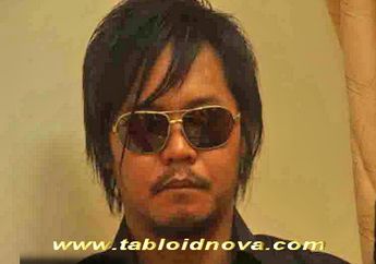 Ernest Cokelat Puas Dilayani Nirina