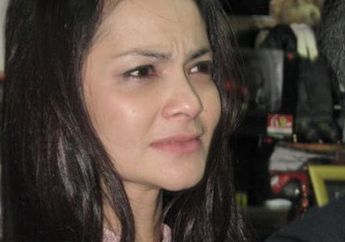 Luna Maya Diamankan, Cut Tary Melenggang