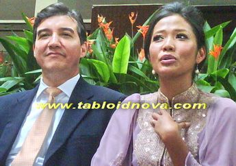 Shanty: Kami Pasangan Yang Lucu