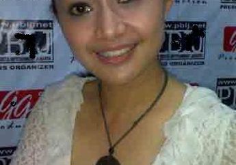 Eddies Adelia Dikejar-Kejar Pejabat