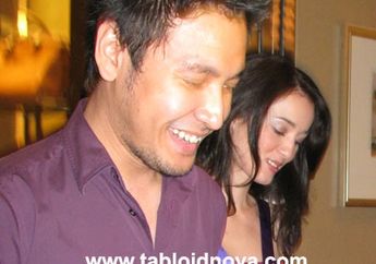 Resmi Pacaran, Julie & Ello Bicara Privasi