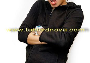 Indra Bekti Tak Peduli Dibilang Homo