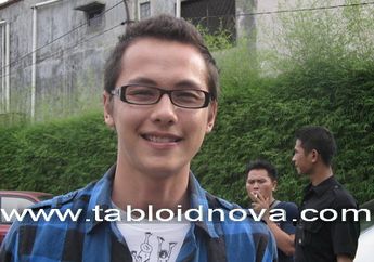 Andhika Pratama Pilih Yang Tua