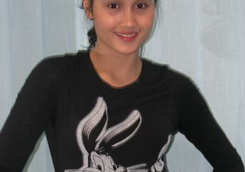 Kalah, Cinta Laura Cuek Tapi Kesal