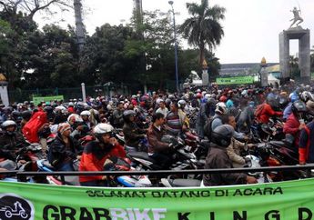 Cerita Pengacara Perempuan Alih Profesi Jadi Supir Ojek Grab Bike