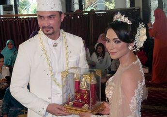 Reza Pahlevi Resmi Persunting Vokalis Band