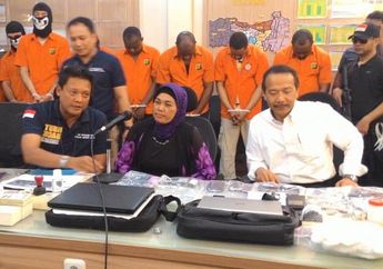 Bantu Teman Lewat Facebook, Ibu Kepala Sekolah Malah Ditipu Rp 800 Juta
