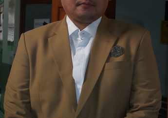 Sindir Ahmad Dhani, Ini Alasan Farhat Abbas Tak Hadiri Sidang