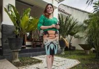 Wanita Pemasang Iklan 'Jual Rumah Bonus Istri' itu Kini Telah Menikah
