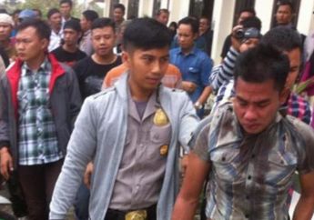 Berwajah Mirip Begal, Pria Ini Dihajar Warga Saat Urus Perceraian