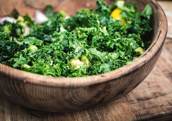 7 Makanan yang Kurangi Nyeri Jelang Datang Bulan