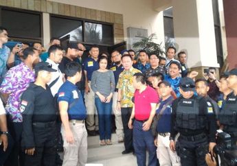 Terancam Hukuman Mati, Jessica Didampingi 15 Pengacara
