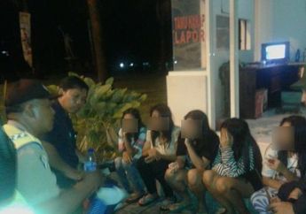 Astaga, Lima Pasang Remaja Ini Tertangkap Basah Berbuat Mesum di Gubuk