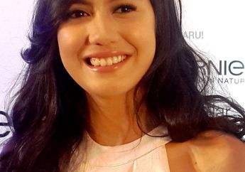 Ini Alasan Sebenarnya Pevita Pearce Unggah Lukisan Dewi Soekarno Tanpa Busana