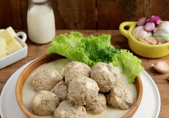 Lezatnya Bola-bola Daging Keju Kuah Opor