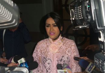 Julia Perez Larang Ibunda Untuk Temani Kemoterapi