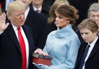 Gaun Melania Trump Seharga 3.990 Dolar