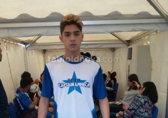 Heboh! Al Ghazali Pegang Minuman Keras Bareng Dua Wanita