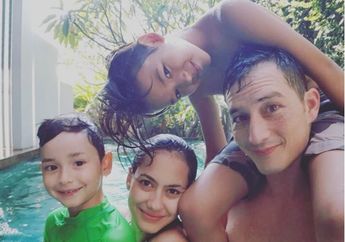 Ada Foto Pevita Pearce Dirangkul Mike Lewis di Ultah Milane Fernandez, Makin Lengket Nih?