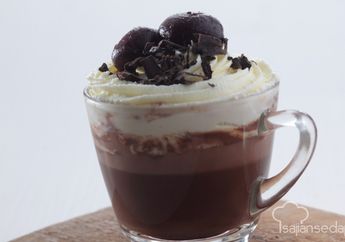 Hidangkan Blackforest Hot Chocolate di Meja Makan Anda