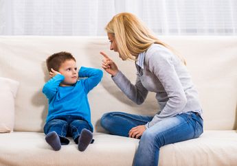Ibu-Ibu Harus Waspada Bila Anak Melakukan 5 Hal Ini, Bisa Jadi Watak Tak Baik, loh!