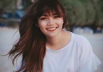 Bergaya Gimbal, Penampilan Rina Nose Banjir Pujian Warganet