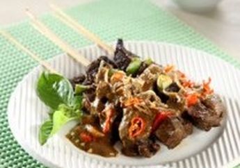 SATE DAGING BUMBU KELUAK