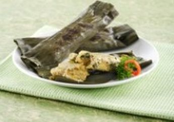 PEPES AYAM CAMPUR PEDAS