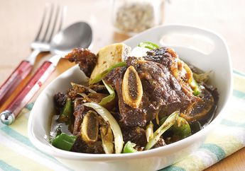 Sensasi Rasa Lezat Hadir dalam Semangkuk Iga Sapi Masak Kecap Inggris