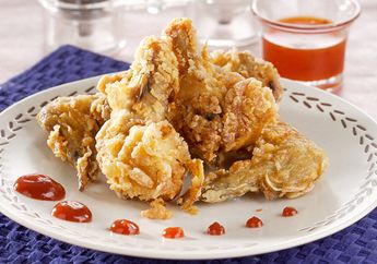 Kriuk! Ayam Goreng Berbumbu Saus ini Bikin Jatuh Cinta Sejak Gigitan Pertama