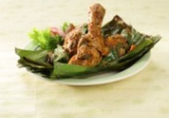 AYAM PANGGANG DAUN SINGKONG
