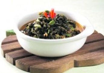 DAUN SINGKONG TUMIS BUMBU ONCOM