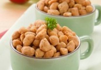 KACANG TELUR PEDAS