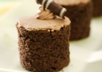 CAKE BISKUIT COKELAT