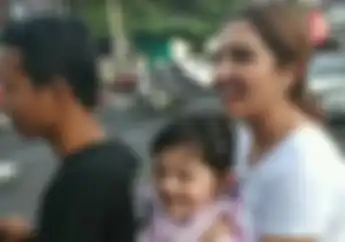 Ashanty Masih Dirawat Karena Covid-19, Pernah Naik Motor Kasih Bantuan ke Penjual Cilok