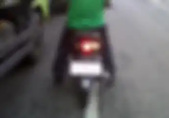 Pelat Nomor Kendaraan Bermotor Akan Berwarna Putih, Ternyata Alasannya Bukan Biar Kelihatan Keren