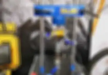 Mau Tahu Enggak, Bagaimana Cara Tes Sokbreker Motor? Ini Alatnya