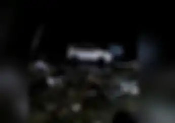 Video Tsunami Terjang Banten dan Lampung, Hancurkan Motor-motor Warga, Puluhan Orang Meningal